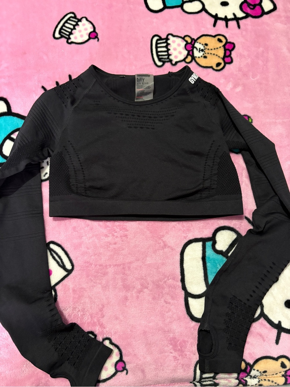 Gymshark Black Seamless Long Sleeve Crop Top